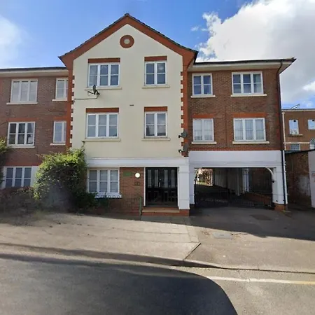 2 Bedroom 2 Bath Ensuite Apartment With Gated Parking New Barnet Exterior photo